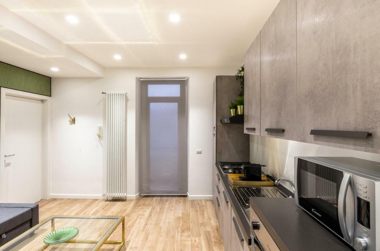 Lovely Rome Apartments - Historic City Center מראה חיצוני תמונה